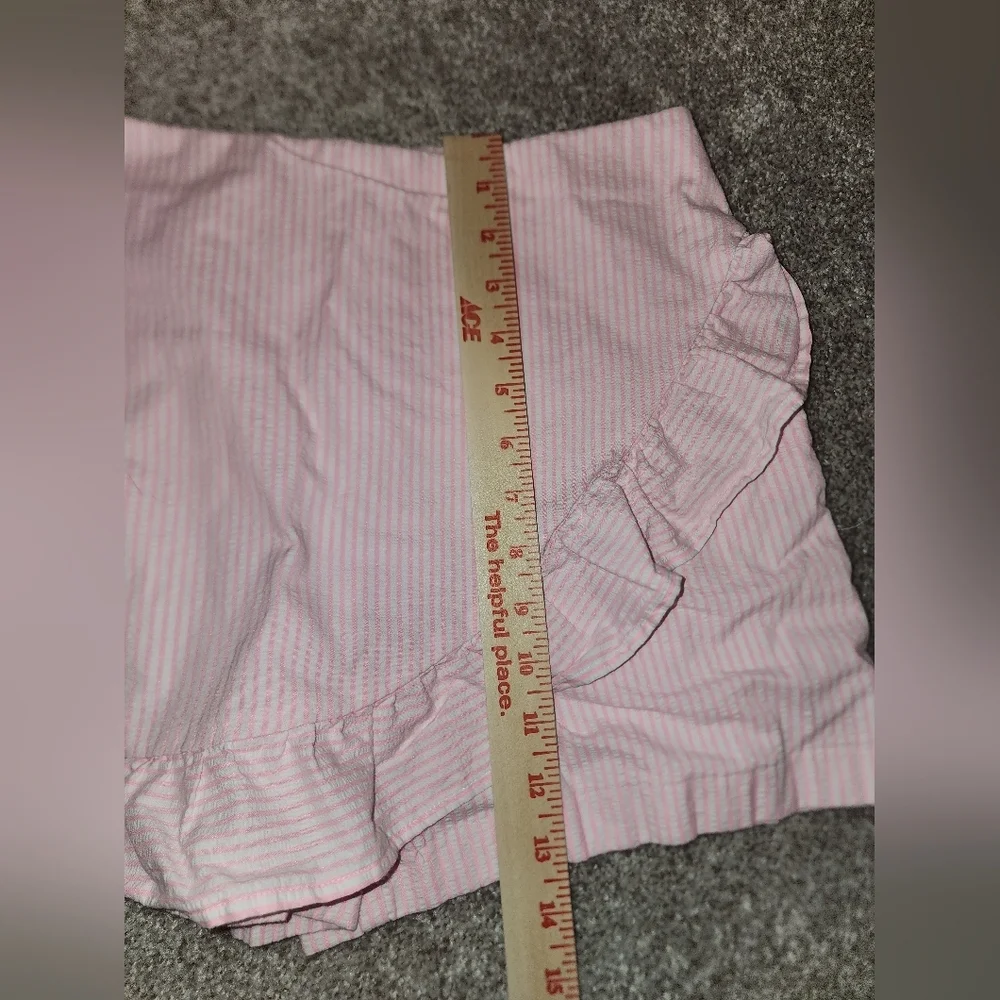 Preowned Lilly Pulitzer pink and‎ white gingham shorts size 0
